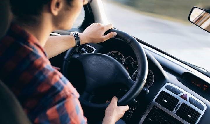 10 Penyebab Mobil Bergetar Saat Kecepatan Tinggi