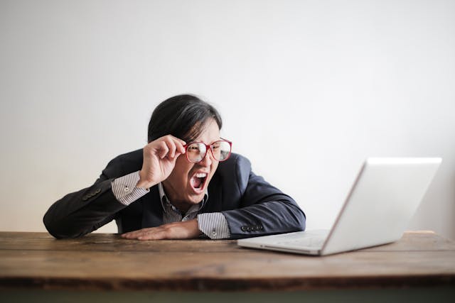 Ini 5 Kesalahan Fatal Saat Beli Asuransi Online (dan Cara Menghindarinya)