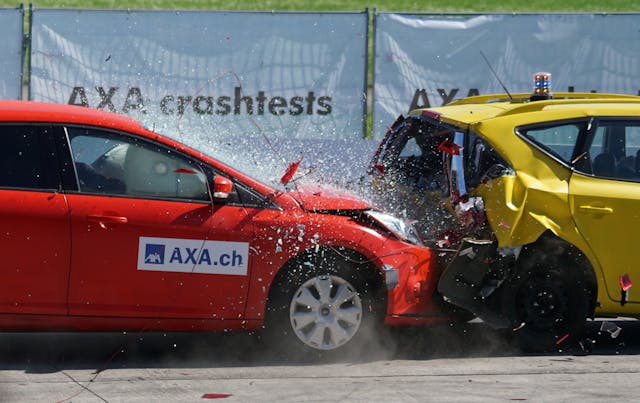 Asuransi Mobil Wajib Gak Sih? Ini Kata Ahli, Jangan Asal Berkendara!