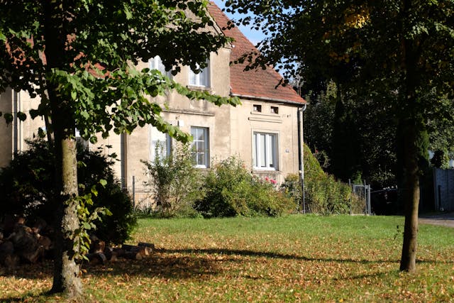 Jangan Asal Beli! Banyak yang Rugi Gara-Gara Salah Pilih Asuransi Rumah vs Komersial!